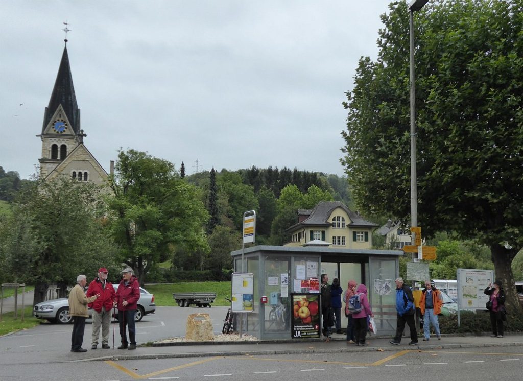 Warten auf den Bus