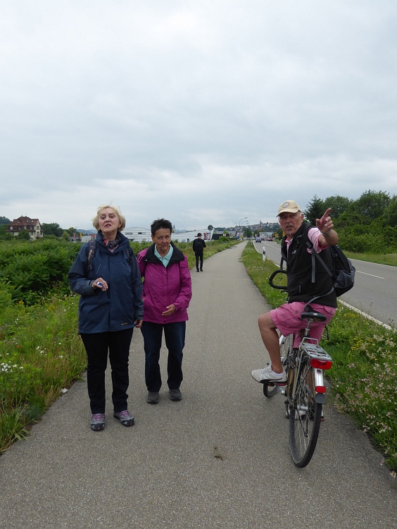 Unser Veloscout lotst die Unentwegten