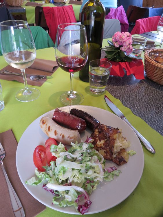 Statt trois-filet;  trois-saucisses